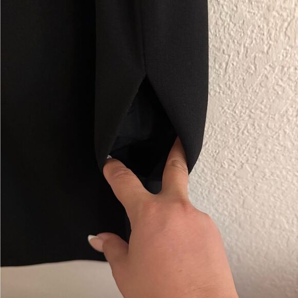 Zara Elegant Black Sleeveless Mini Dress - Picture 2 of 7